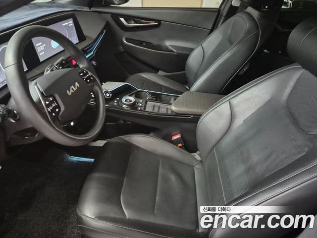 Kia EV6 Air, 2023 8