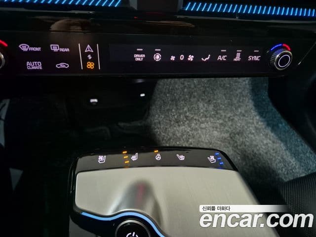 Kia EV6 Air, 2023 11