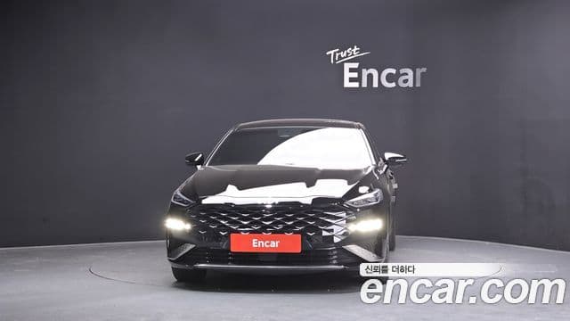 Kia K8 Signature, 2022 3