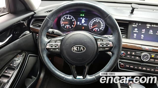 Kia All New K7 Prestige, 2019 13