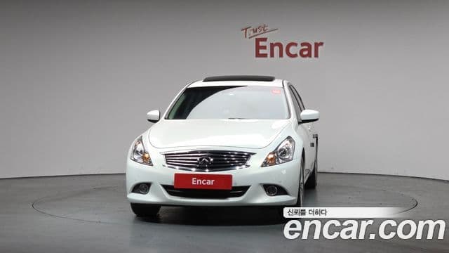 Infiniti G25 V36, 2011 3