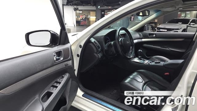 Infiniti G25 V36, 2011 11