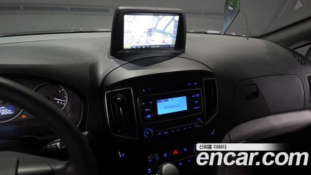 Hyundai Grand Starex Smart, 2018 15