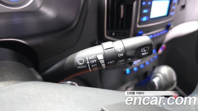 Hyundai Grand Starex Smart, 2018 17