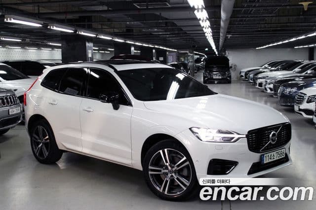 Volvo XC60 2세대 T8 R-Design, 2021 1