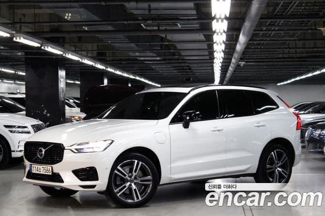 Volvo XC60 2세대 T8 R-Design, 2021 3