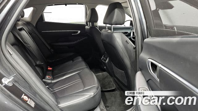 Hyundai Sonata (DN8) Premium Family, 2021 11