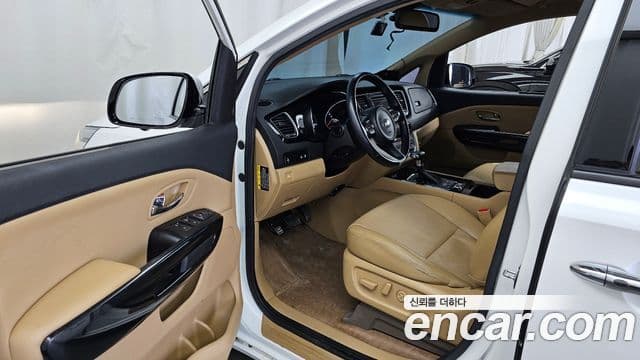 Kia All New Carnival Prestige, 2017 10