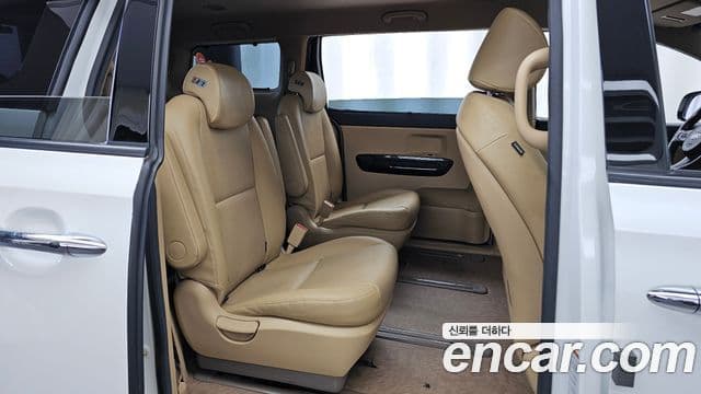 Kia All New Carnival Prestige, 2017 12