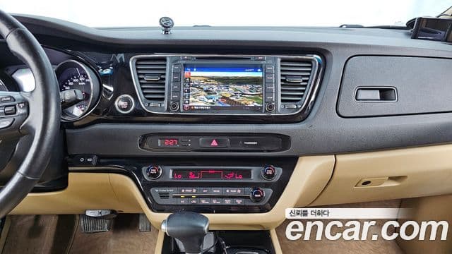 Kia All New Carnival Prestige, 2017 14