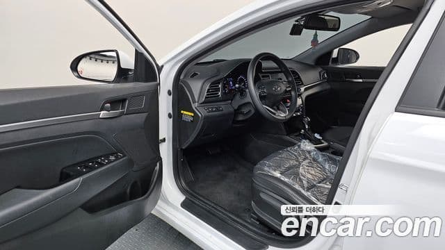 Hyundai The / новый New Avante AD Style, 2019 10