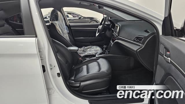 Hyundai The / новый New Avante AD Style, 2019 11