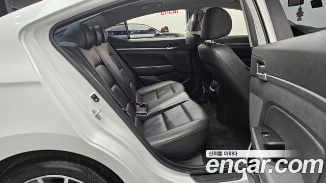 Hyundai The / новый New Avante AD Style, 2019 12