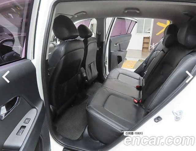 Kia Sportage R топовая версия, 2013 10