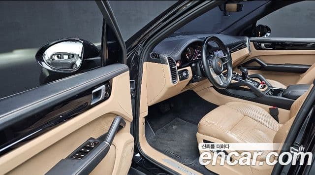 Porsche Cayenne (PO536), 2019 11