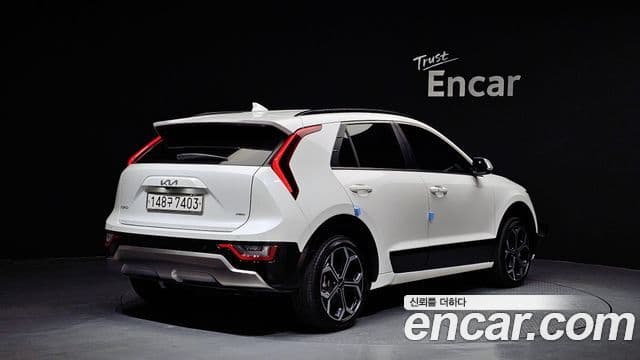 Kia D All New Niro Prestige, 2022 2