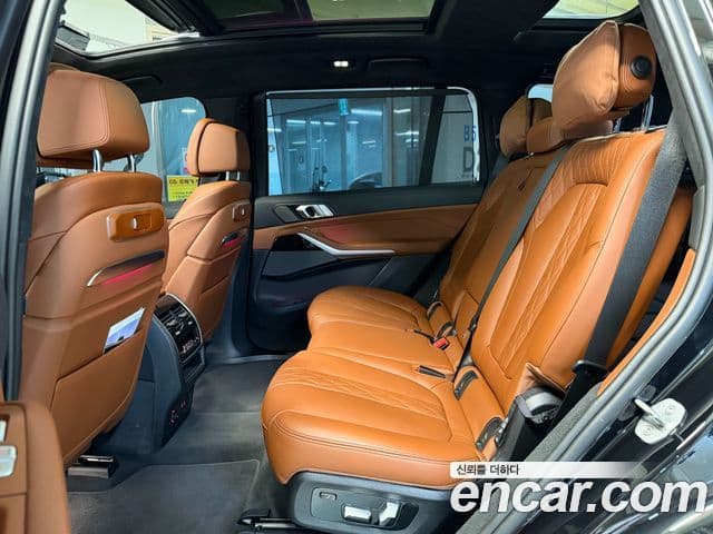 BMW X7 (G07) xDrive 40i M Sport 7인승, 2024 9