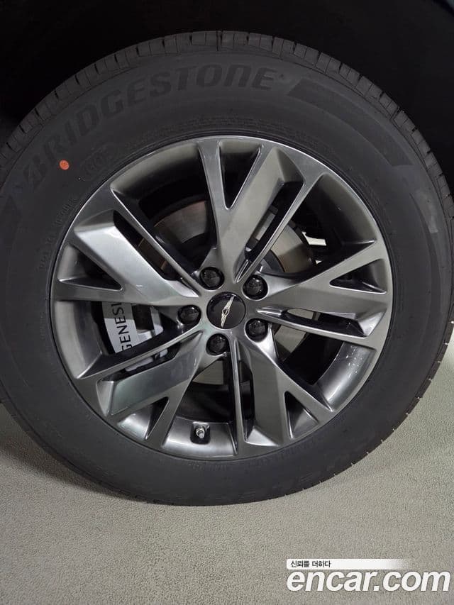 Genesis GV70, 2025 все фото