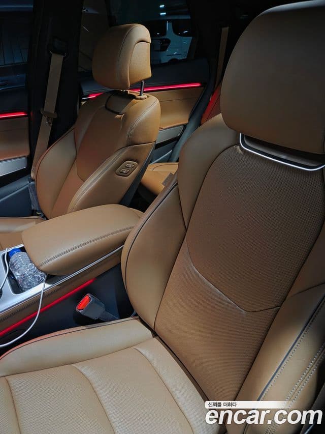 Genesis GV70, 2025 7