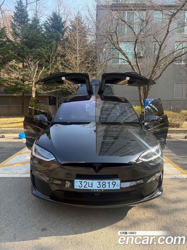 Tesla модель X Long Range, 2026 1