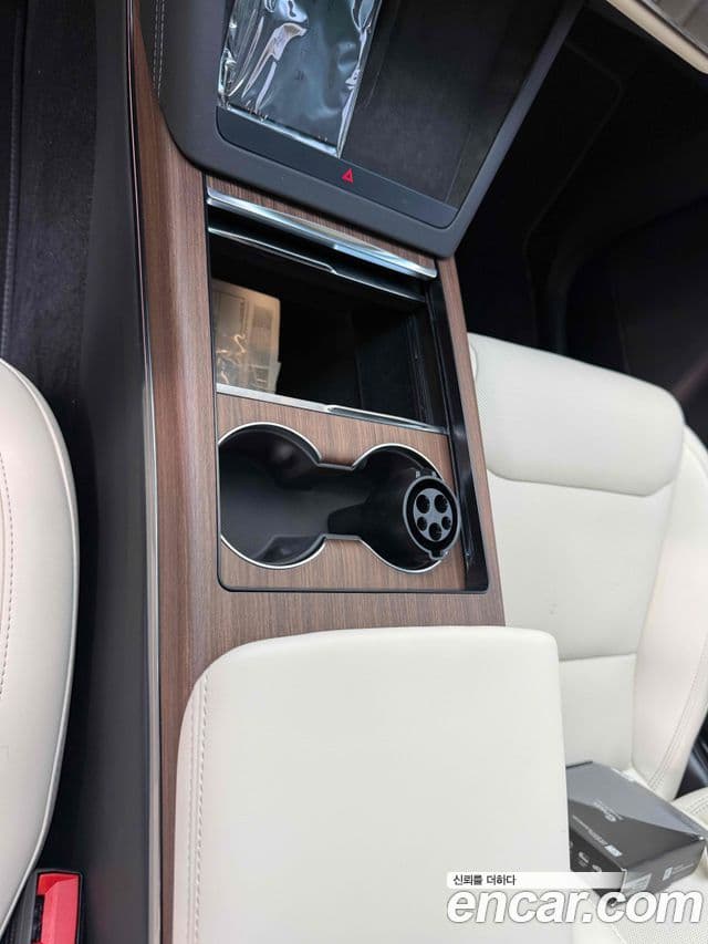 Tesla модель X Long Range, 2026 11