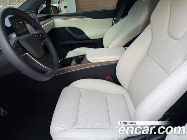 Tesla модель X Long Range, 2026 12