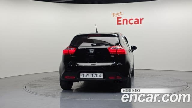 Kia All New Pride Prestige Eco Plus, 2012 4