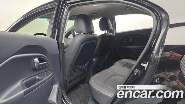 Kia All New Pride Prestige Eco Plus, 2012 18