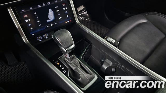 KG모빌리티(SsangYong) Torres T7, 2023 9