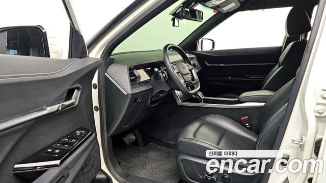 KG모빌리티(SsangYong) Torres T7, 2023 11