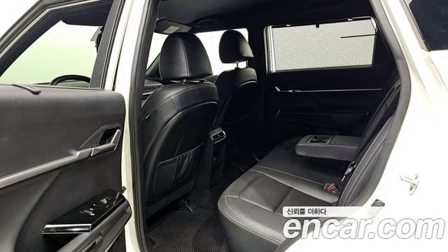 KG모빌리티(SsangYong) Torres T7, 2023 12