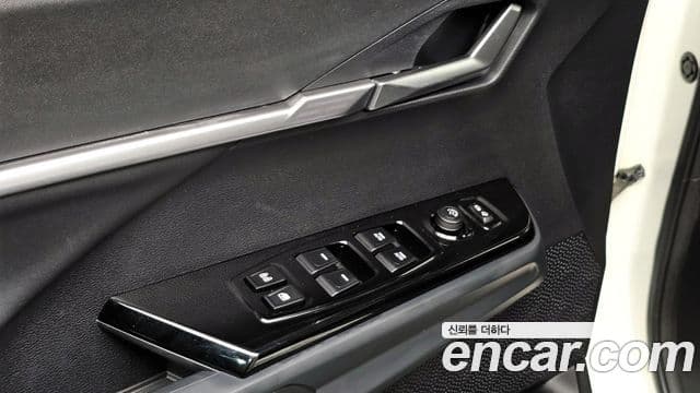 KG모빌리티(SsangYong) Torres T7, 2023 14