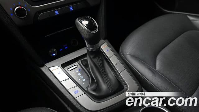 Hyundai Avante AD 1.6 GDI Value Plus, 2017 9