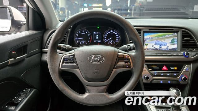 Hyundai Avante AD 1.6 GDI Value Plus, 2017 14