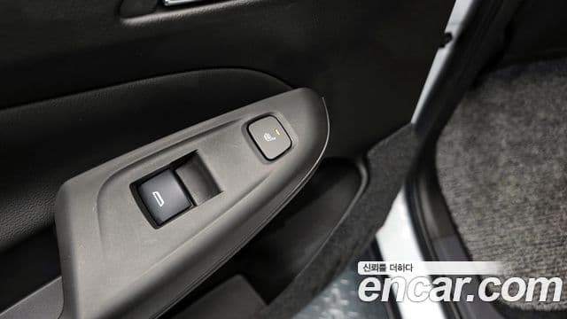 Chevrolet(GM대우) 볼트 EUV Red Line, 2023 17