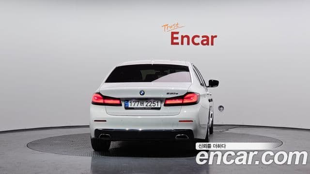 BMW 5시리즈 (G30) Luxury, 2021 4
