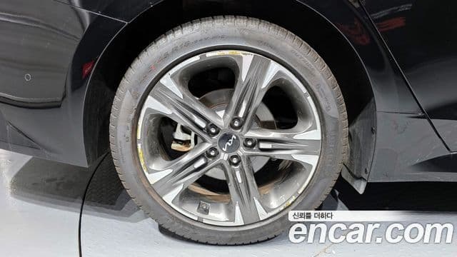 Kia K5 гибрид 3세대 Signature, 2023 все фото