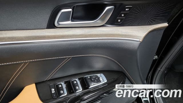 Kia K5 гибрид 3세대 Signature, 2023 14