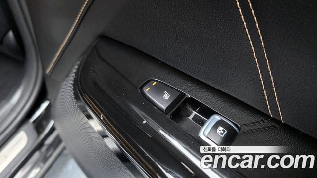 Kia K5 гибрид 3세대 Signature, 2023 19