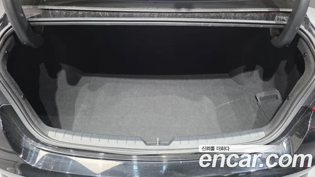 Kia K5 гибрид 3세대 Signature, 2023 20