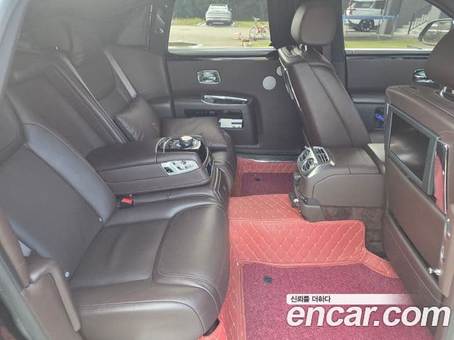 Rolls-Royce 고스트 6.6 EWB V12, 2016 6