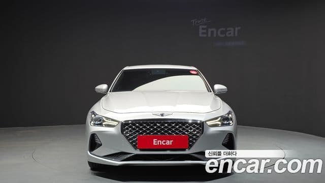 Genesis G70 Elite, 2019 3