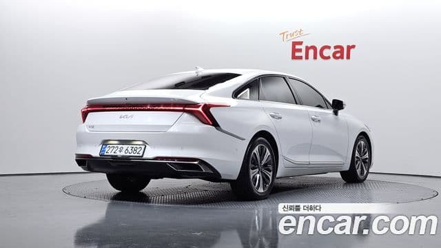 Kia K8 Noblesse, 2022 2