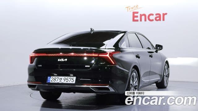 Kia K8 гибрид Signature, 2023 2