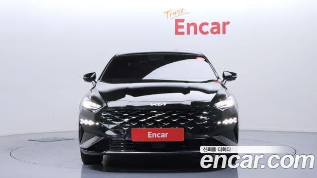 Kia K8 гибрид Signature, 2023 3