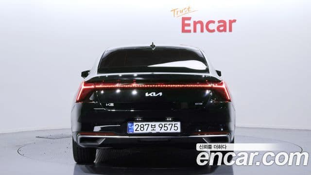 Kia K8 гибрид Signature, 2023 4