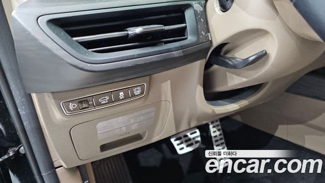 Kia K8 гибрид Signature, 2023 12