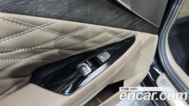 Kia K8 гибрид Signature, 2023 18