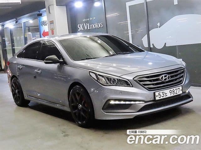Hyundai LF Sonata Exclusive, 2015 1