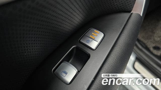 Genesis G70 Elite, 2019 19